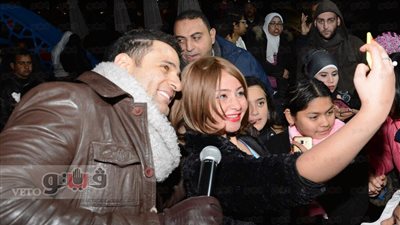 محمد نور يشعل حفل إجازة نصف العام في العين السخنة