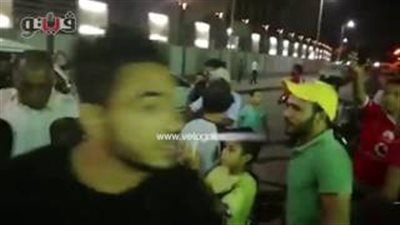 بالفيديو.. كهربا وصالح جمعة يصلان عزاء شقيق حسام عاشور