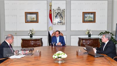 السيسي يبحث تطوير برامج الحماية الاجتماعية للفئات الأولى بالرعاية