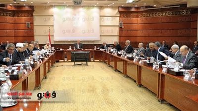 محلب يهنئ الشعب بمناسبة إنجاز الاستحقاق الثاني من خارطة الطريق.. وجه الشكر للجنة العليا للانتخابات الرئاسية.. ويؤكد توفير المناخ المناسب للقطاع الخاص.. ويدعو للسيسي بالنجاح والتوفيق