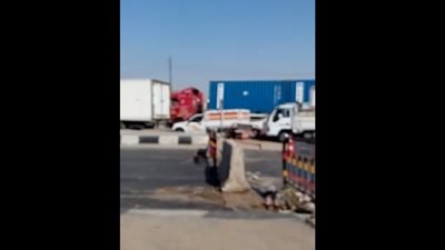 بالفيديو.. إغلاق جزئي لطريق إسكندرية الزراعي بعد هبوط كوبري الشموت