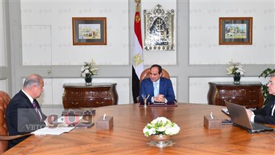 7 تكليفات رئاسية لوزير المالية.. تنفيذ برامج الإصلاح الهيكلي.. التوسع في شبكات الحماية الاجتماعية.. ضمان وصول الدعم لمستحقيه.. توفير الأموال اللازمة للسلع الأساسية