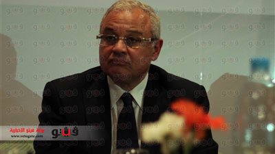 موجة الحر تؤخر بدء مؤتمر «صندوق الاستثمار» ساعتين