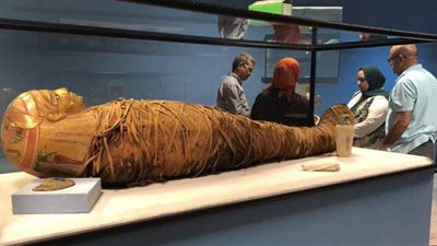 تعرف على أهم القطع الأثرية المقرر عرضها بمتحف المطار