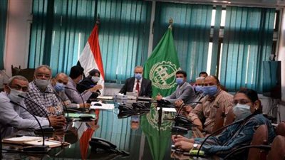 محافظ القليوبية يبحث  توسعة وتطوير شارع فريد ندا ببنها