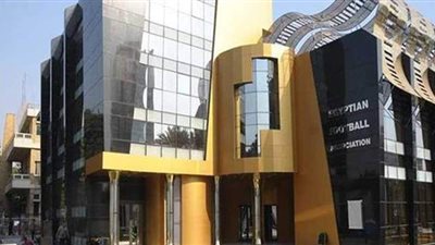 مصدر باتحاد الكرة: الزمالك لم يرسل لنا ملف نادي القرن لارساله للفيفا