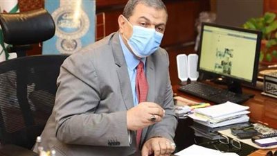 عودة 2915  عاملا مصريا من العالقين بالكويت إلي البلاد اليوم