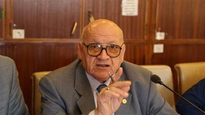 العليمى: المال السياسي يعطى فرصة لوصول أشخاص لأماكن لا يستحقونها