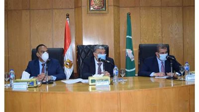 محافظ المنيا:  52 منفذا  لبيع اللحوم خلال عيد الأضحي المبارك