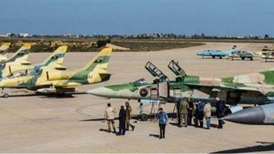 زيارة غامضة.. سر  تواجد مخابرات تركيا في قاعدة الوطيه الليبية