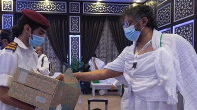 حجاج  بيت الله يصلون إلى مشعر منى لقضاء يوم التروية