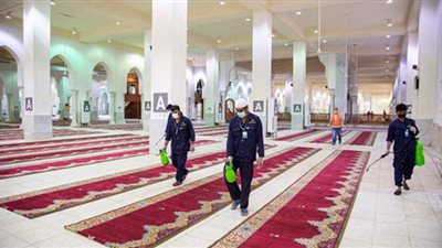 تعقيم وتطهير مساجد المشاعر المقدسة ومرافقها بالأوزون
