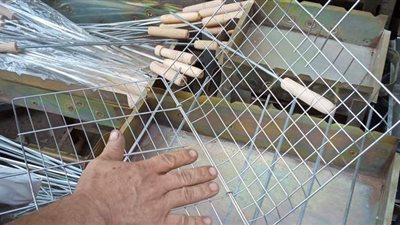 نصائح ذهبية لشواء اللحوم والحفاظ على الشواية من التآكل | فيديو وصور