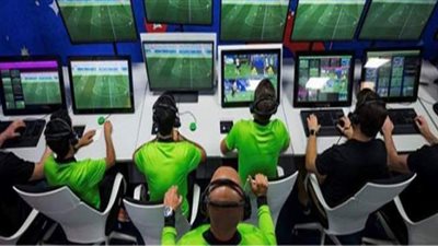 اتجاه لإقامة معسكر لحكام الـVAR قبل عودة الدوري