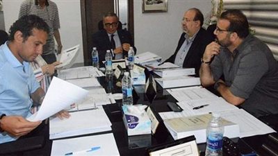 قبل نهاية مدة اللجنة الخماسية.. اتجاه للتمديد  3 أشهر