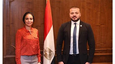 ياسمين الكاشف تنضم لـحزب 