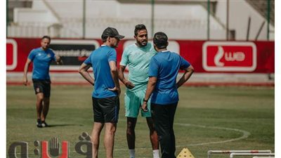 فايلر ينفرد بكهربا في مران الأهلي