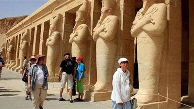 السياحة تستقبل طلائع الوفود القادمة من اليابان.. أكتوبر المقبل