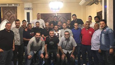 محمود الشامي يجتمع بيد البلدية لتحفيزهم للصعود للممتاز | صور