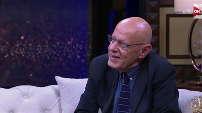 آخرهم زكي فطين عبد الوهاب.. نجوم أبعدهم المرض عن الفن