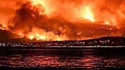 حريق هائل بمنطقة ورش مراكب الصيد في الإسكندرية