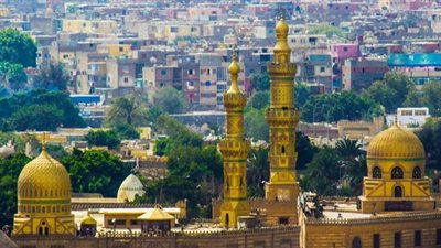 بعد ساعات من واقعة أذان المغرب.. أخطاء فنية في بث صلاة العيد من السيدة نفيسة