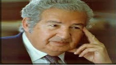 إحسان عبد  القدوس يتذكر ذكريات الحج إلى بيت الله الحرام