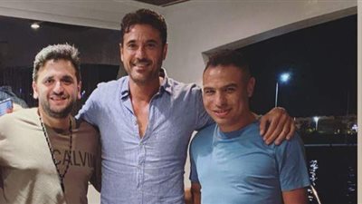 نجوم الفن يقضون إجازتهم فى الساحل الشمالى | صور