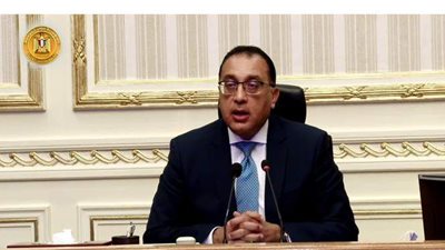 رئيس الوزراء يشهد تشغيل الطريق الساحلي الجديد