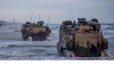 مقتل وفقدان جنود أمريكيين في غرق مركبة برمائية