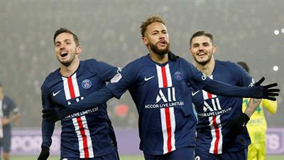 باريس سان جيرمان يفوز على أولمبيك ليون ويتوج بطلًا لكأس الرابطة
