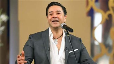 مدحت صالح يتألق بأغنية 