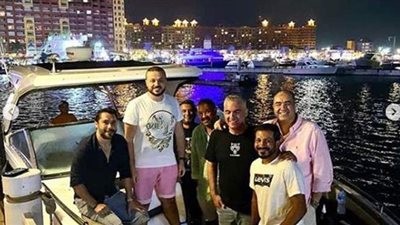أحمد حسن يحتفل بعيد الأضحى مع سيد معوض وسيف زاهر على اليخت