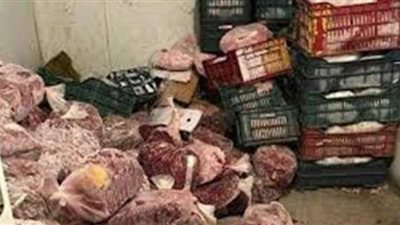 مصادرة 4 طن لحوم وكبدة فاسدة داخل ثلاجة بالمرج