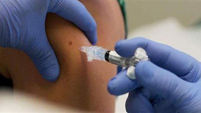 روسيا تعتزم بدء تلقيح السكان ضد فيروس 