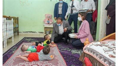 محافظ الإسكندرية يزور دارا للأيتام ويحتفل معهم بعيد الأضحى | صور