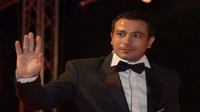 محمد نجاتي يروى تفاصيل سب فريد شوقي له | فيديو