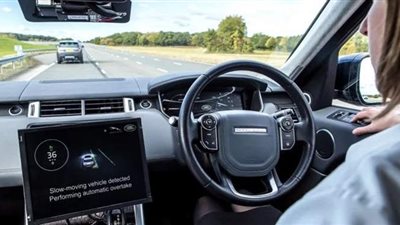 جاجوار تطور شاشات اللمس بسياراتها لتقليل انتشار فيروس كورونا