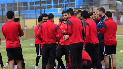 الأهلي يستأنف تدريباته اليوم استعدادا لعودة الدوري