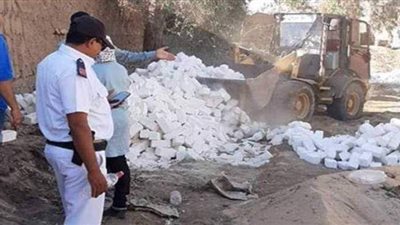 حملة لإزالة مقابر خالية بالخانكة