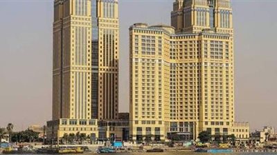 في حال صحة ادعاءات جريمة الفيرمونت.. قانوني يشرح العقوبة المتوقعة على المتهمين وسير التحقيقات في ظل وجود المدعية الرئيسية خارج البلاد