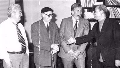 نجيب محفوظ يكتب: يوسف ادريس لفت الانظار من اول لحظة