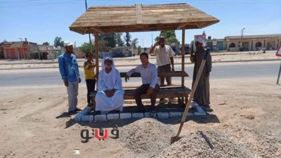 تركيب مظلات واقية على طريق 