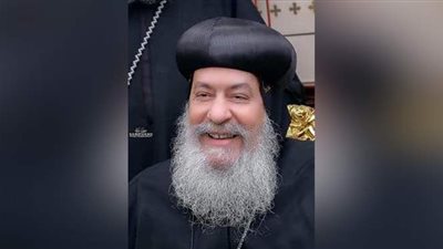 الأنبا شاروبيم يترأس أول قداس بكنيسة مار مرقس بعد اعتكاف 4 أشهر | فيديو