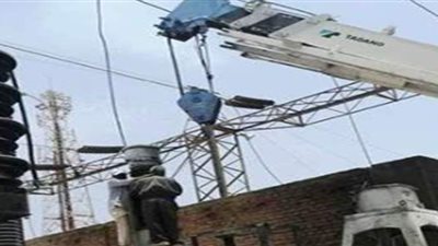 إصلاح الأعطال بمحطتى كرم الديب ورؤوف فى كوم أمبو بأسوان