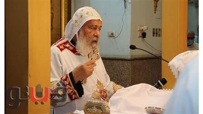 20 صورة ترصد أول قداس إلهي للأنبا شاروبيم بعد عودته من الاعتكاف بدير وادي النطرون