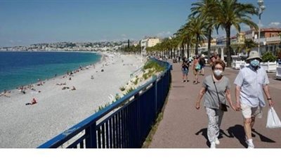 نيس الفرنسية تفرض وضع الكمامات في مناطقها الرئيسية