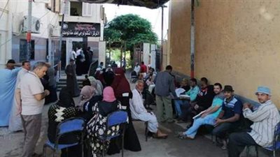 إقبال مواطني شربين بالدقهلية على المركز التكنولوجي بدون كمامات  | صور