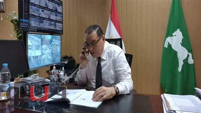 محافظ الشرقية يُهنئ الطالبة الحاصلة على المركز السادس مكرر  | صور