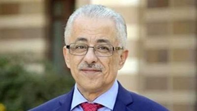وزير التعليم ينهي الجدل : تصحيح الخطأ التقني في عرض درجات اللغة العربية للثانوية العامة
